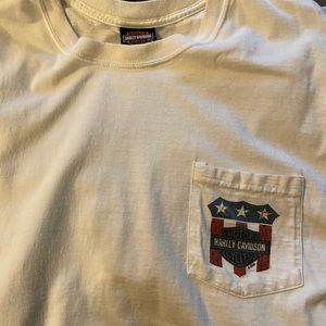 Harley Davidson short sleeve t-shirt with pocket. Size 2XL.
